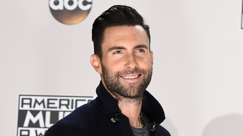 Adam Levine and His Daughters Sport Matching