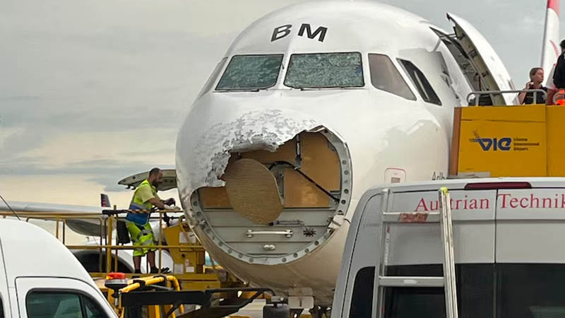 Austrian Airlines airplane