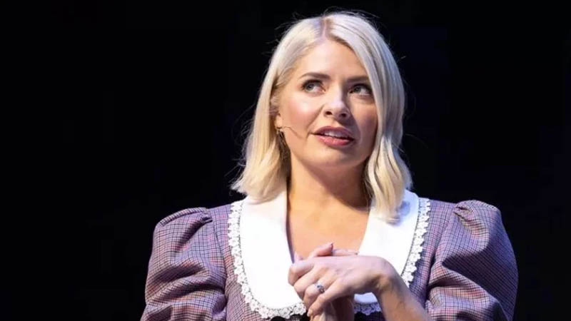 Holly Willoughby leaves fans worried with ‘low spirited’ appearance amid major setback