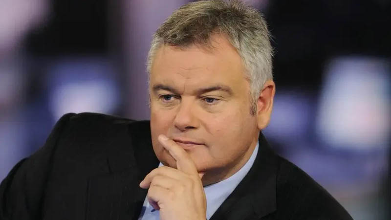GB News Viewers Fume as Eamonn Holmes ‘Eats On Air’ During Migrant Crisis Segment