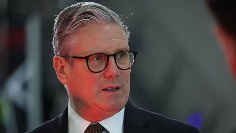 “Island of Strangers” Warning Sparks Labour Meltdown as Brits Say Immigration Now Top Concern