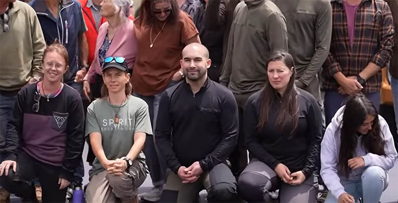 missing tourist phone found friends restart search