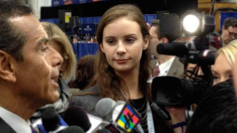 Alicia Hastey Photos