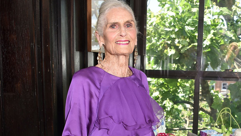 Daphne Selfe
